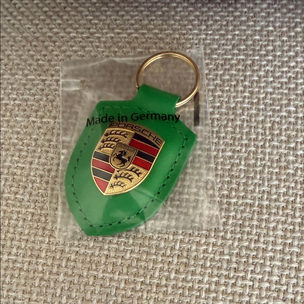 Porsche NIP green key chain